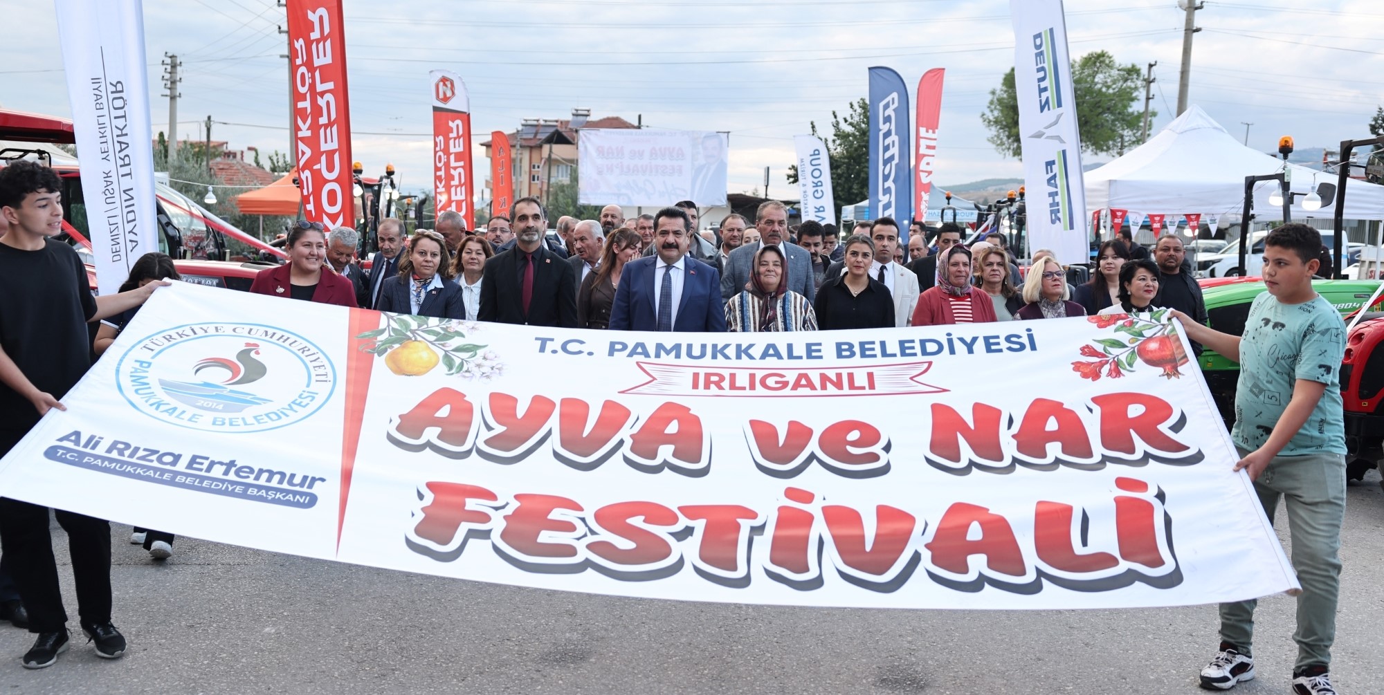 BAŞKAN ALİ RIZA ERTEMUR’DAN ÜRETİCİYE TAM DESTEK: IRLIGANLI AYVA VE NAR FESTİVALİ SONA ERDİ