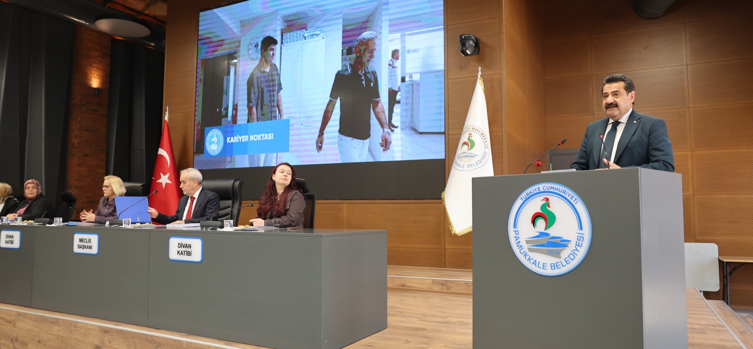 PAMUKKALE BELEDİYESİ’NDE BORÇLAR ÖDENDİ, ARTIK SIRA YATIRIMDA