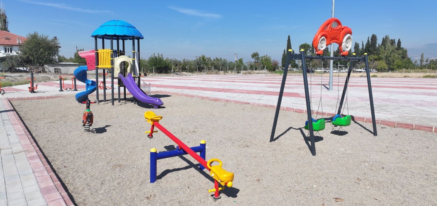 PAMUKKALE’DE PARKLAR VE SAHALAR YENİLENİYOR: 823 KİLOMETREKARELİK ALANDA DEV SEFERBERLİK